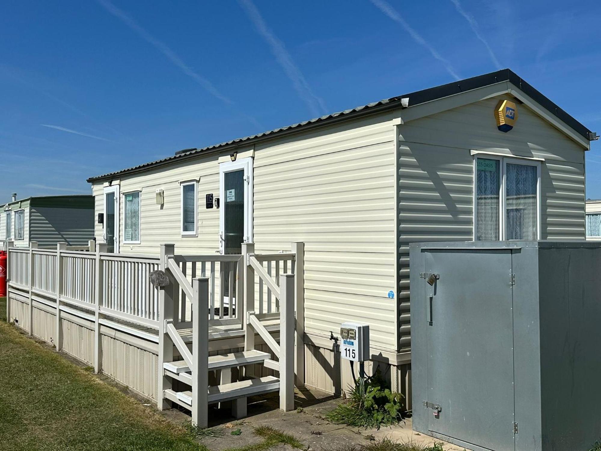 6 Berth Silver Beach Oasis Large Veranda Ingoldmells Exterior photo